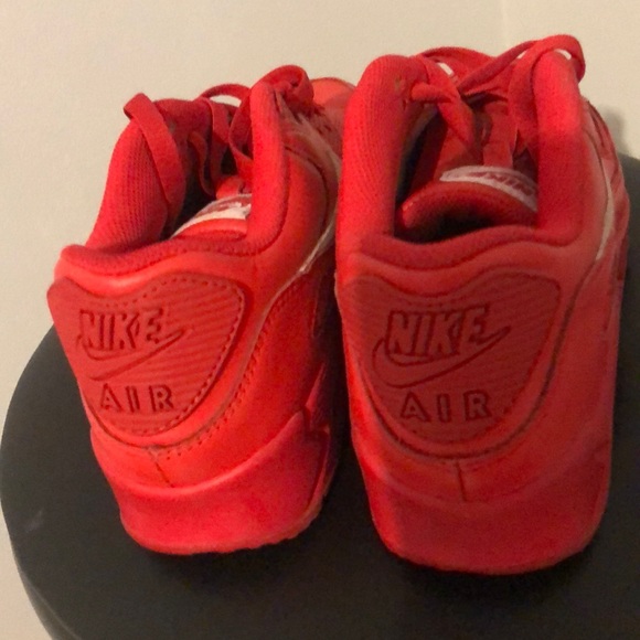 Red Nike AirMax 90 - Picture 3 of 4